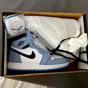 Nike jordan university blues , haven’t been worn comes with different shoe laces